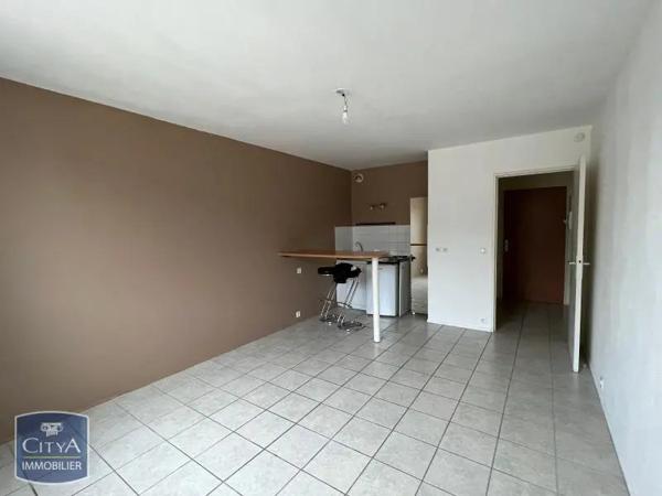 Appartement à louer 1 pièce 23.78m² Tours (37000)