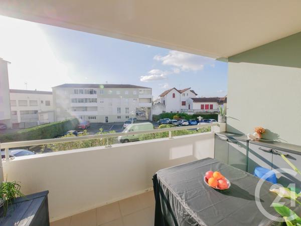 Appartement F2 à vendre  2 pièces - 45 m2 DAX - 40