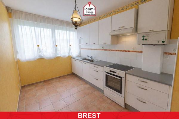 A VENDRE - APPARTEMENT T6 - 4 CHAMBRES POSSIBLE 5 - DALLE BETON - 2 BALCONS - BEAU POTENTIEL
