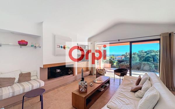 Maison à vendre    6 pièces •  Zonza