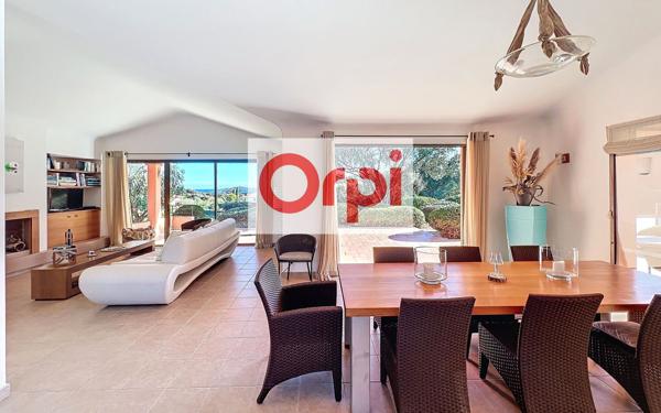 Maison à vendre    6 pièces •  Zonza