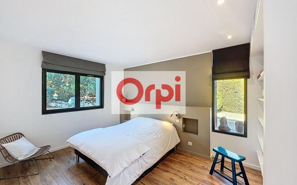 Maison à vendre    6 pièces •  Zonza