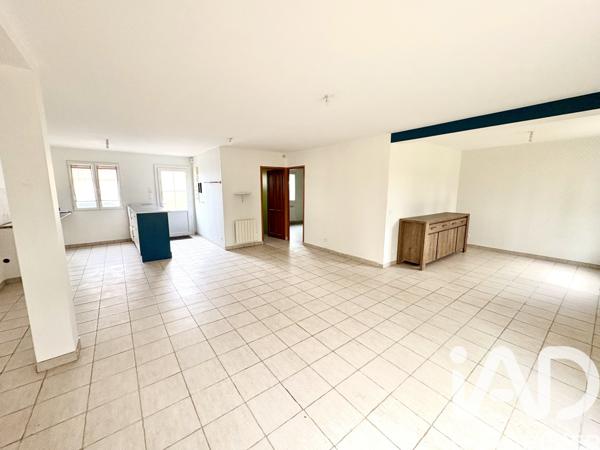 Maison à vendre 5 pièces 254 m² Lachaussée-du-Bois-d'Écu