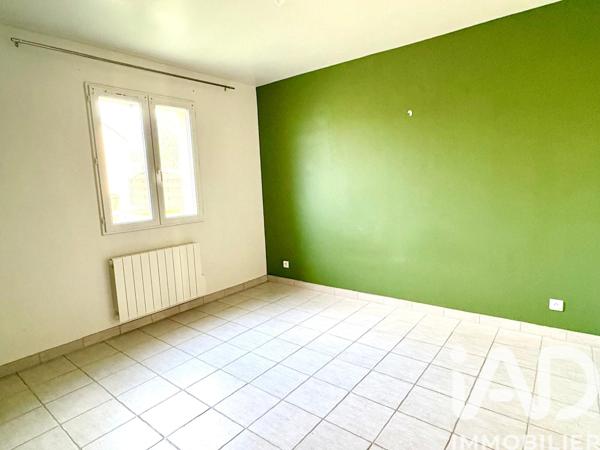 Maison à vendre 5 pièces 254 m² Lachaussée-du-Bois-d'Écu