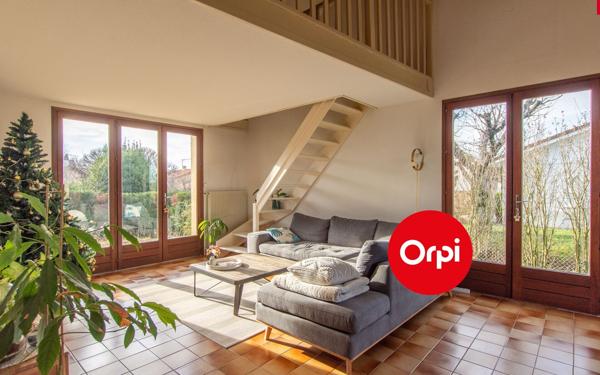 Maison à vendre    5 pièces • 178 m2 Saint-Priest