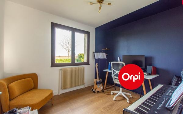 Maison à vendre    5 pièces • 178 m2 Saint-Priest