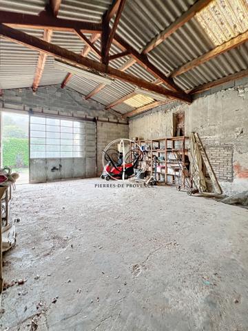 Cabannes (13440) CABANNES, Superbe Maison de Maitre de 220 m2 dépendances 350 m2 terrain 1100 m2