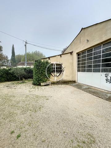 Cabannes (13440) CABANNES, Superbe Maison de Maitre de 220 m2 dépendances 350 m2 terrain 1100 m2