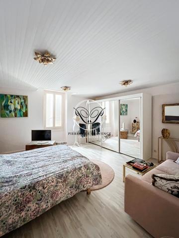 Cabannes (13440) CABANNES, Superbe Maison de Maitre de 220 m2 dépendances 350 m2 terrain 1100 m2