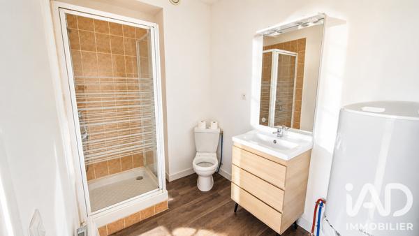 Location studio 35 m² Le Tourne