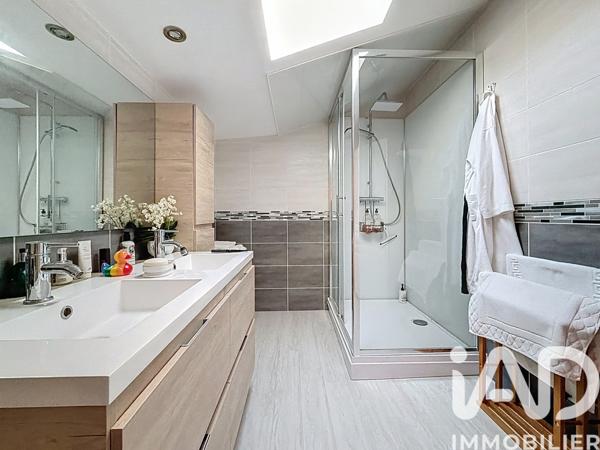 Maison à vendre 5 pièces 136 m² Courçon