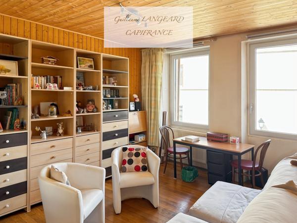 Martignat (01100) - Maison de village en pierres 92 m2, avec dépendances et fort potentiel d'agrandissement