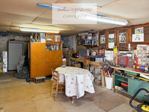 Martignat (01100) - Maison de village en pierres 92 m2, avec dépendances et fort potentiel d'agrandissement