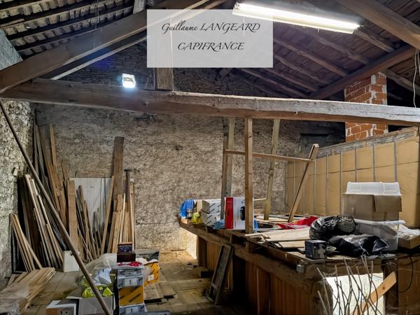 Martignat (01100) - Maison de village en pierres 92 m2, avec dépendances et fort potentiel d'agrandissement