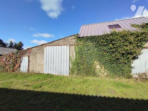 SECTEUR CAMPAGNE DE BANNALEC EN DIRECTION DE QUIMPERLÉ.
Maison A RENOVER d'une superficie habi...