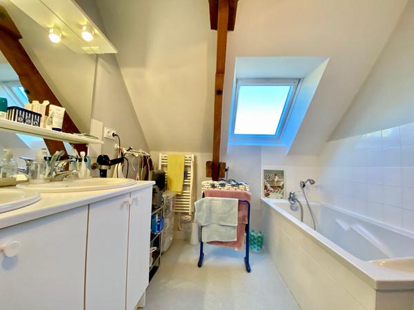 SAINT BERTHEVIN MAISON 4 CHAMBRES