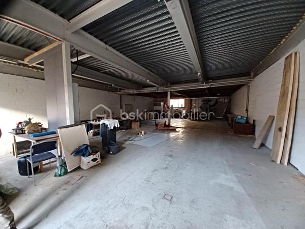 Immeuble de 5 870 m²