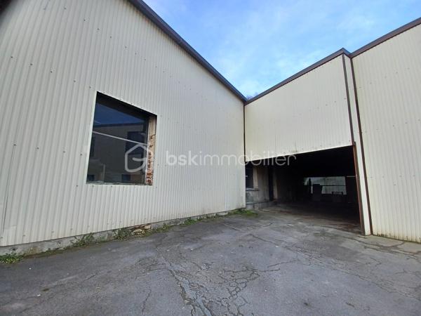 Immeuble de 5 870 m²