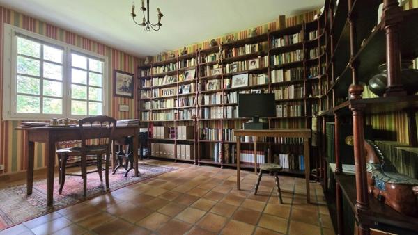 Maison à Gouvieux, 60270 - 8 pièces 170m²