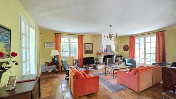 Maison à Gouvieux, 60270 - 8 pièces 170m²