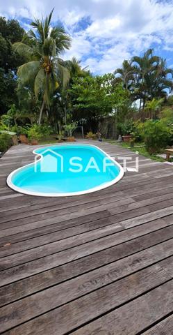 Appartement avec sa piscine privative et son accès plage