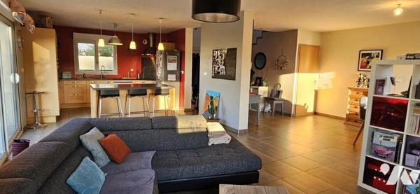 Maison individuelle a ETIVAL