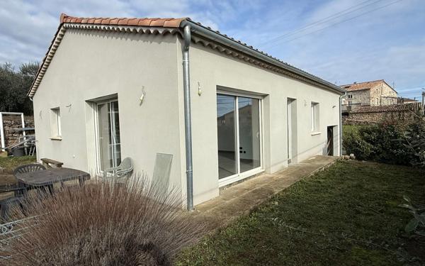 Maison à vendre    4 pièces •  Lablachère