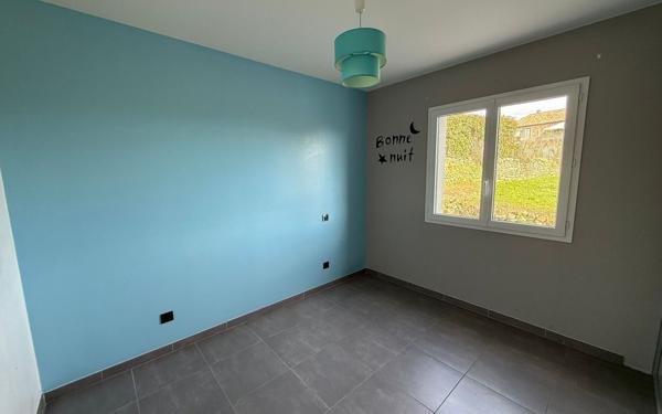 Maison à vendre    4 pièces •  Lablachère