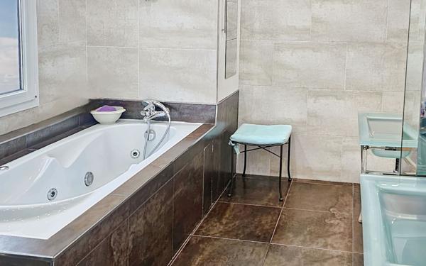 Maison à vendre    6 pièces • 150 m2 Les Pavillons-sous-Bois