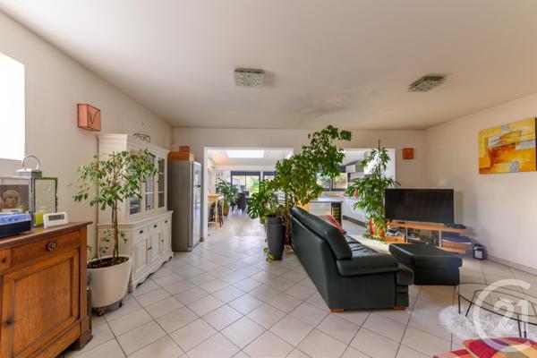 Maison à vendre  7 pièces - 188 m2 CLAYE SOUILLY - 77