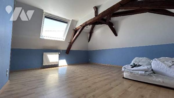 Maison de campagne, dépendances, terrain