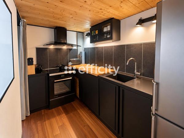 Appartement
         3 pièces
        - 71 m² 265 000 € *