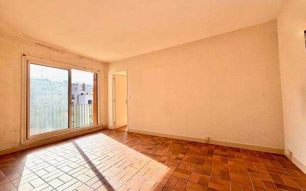 Appartement à vendre    3 pièces • 68,82 m2 Paris 12