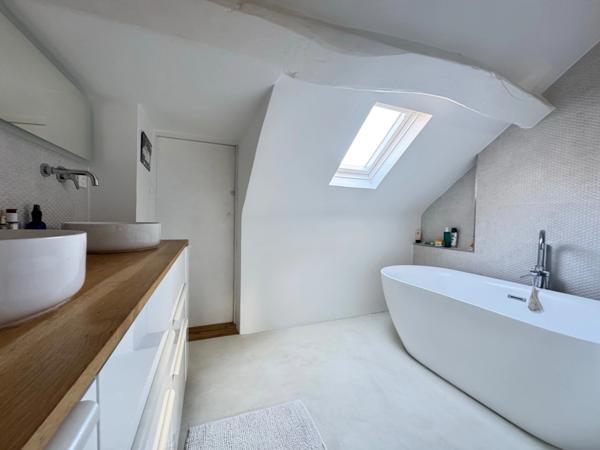 Maison à vendre 7 pièces, 225 m2