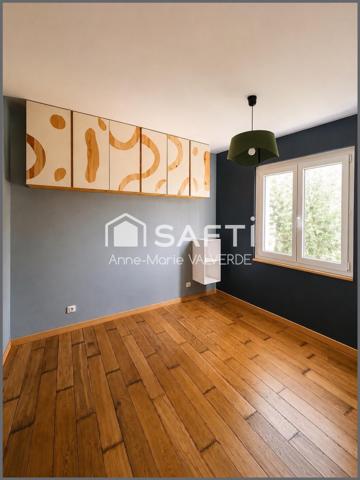 LACANAU VILLE– 170 m² – PISCINE CHAUFFÉE – GARAGE – TERRAIN DE 941 m²