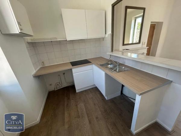 Appartement à louer 2 pièces 67.13m² Nîmes (30000)