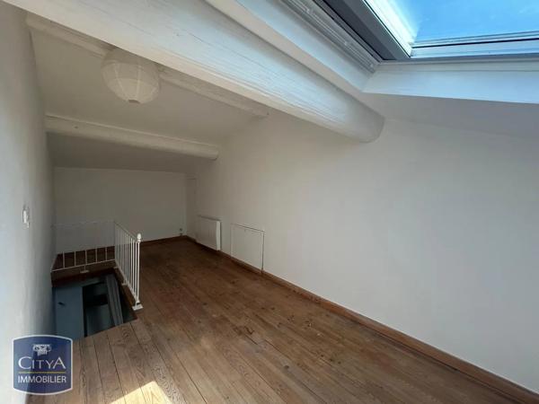 Appartement à louer 2 pièces 67.13m² Nîmes (30000)
