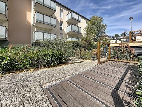 VERNAISON résidence récente T2 avec TERRASSE et GARAGE