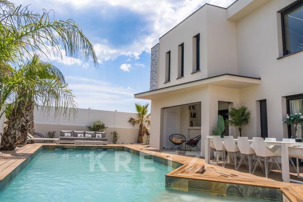 Villa contemporaine en bord de mer