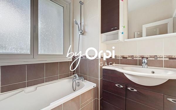 Appartement à vendre    4 pièces • 82,12 m2 Clermont-Ferrand
