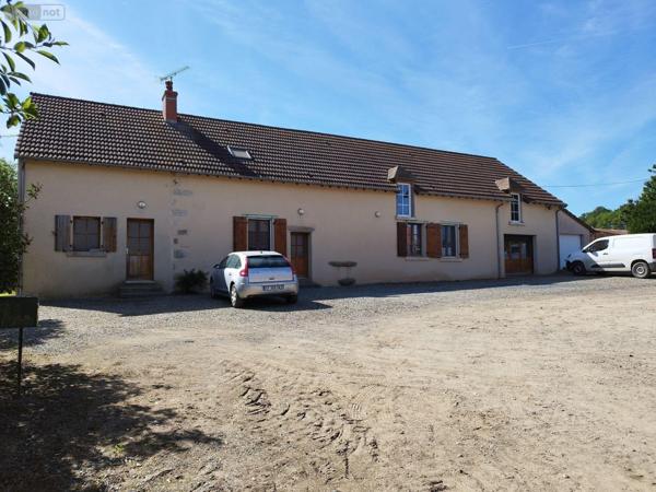Maison à vendre à Sainte-Sévère-sur-Indre dans l'Indre (36160), ref : 2462