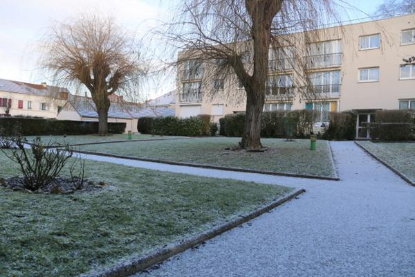 Montlignon (95680) MONTLIGNON 95680 APPARTEMENT T3 DE 65 m² AVEC BOX ET CAVE EN CENTRE VILLE