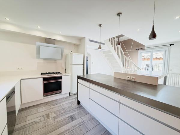 Maison Authentique face à l'étang avec ponton Privatif 795 000 €