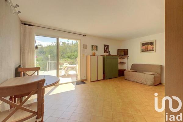 Appartement 2 pièces de 34 m² à Bandol (83150)