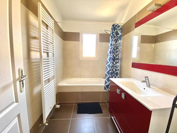 Maison 4 pièces 84 m2 Piscine - Garage