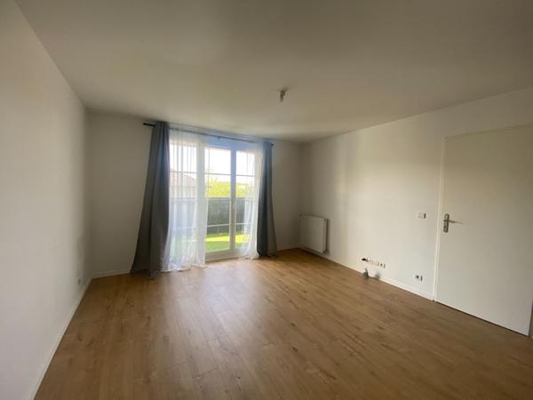 Appartement Saint Pierre Du Perray 2 pièce(s) 40.67 m2