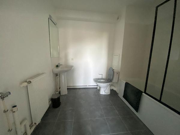 Appartement Saint Pierre Du Perray 2 pièce(s) 40.67 m2