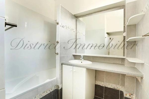 # Appartement – 84m² – Paris 4ème
