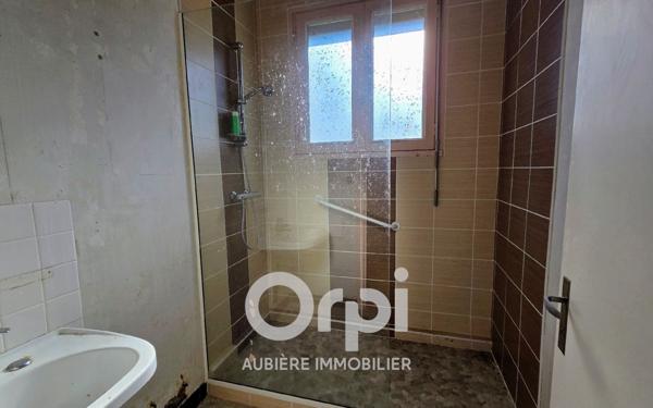 Maison à vendre    4 pièces •  Ennezat