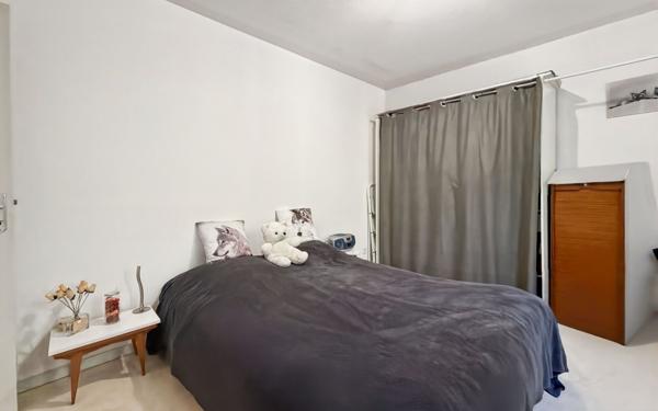 Appartement à vendre    3 pièces •  Champcevinel